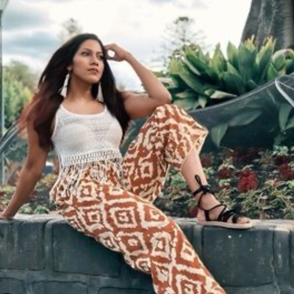 Haute Hippie Beach Aztec Print Wide Leg Pants Size Medium Boho Pull-On Shell - Picture 2 of 8